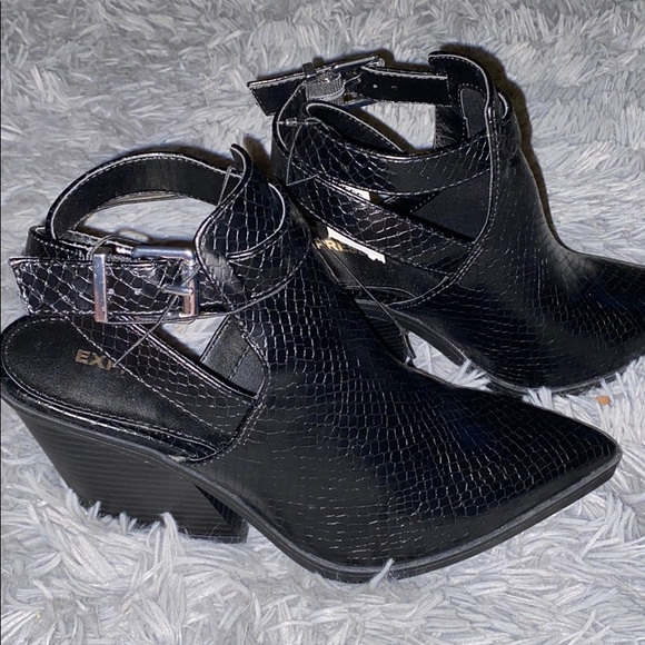 Express Booties - Picture 4 of 4